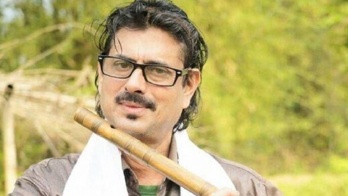 State honours for flute legend Dipak Sarma; public tribute at Seuj Sangha before final rites