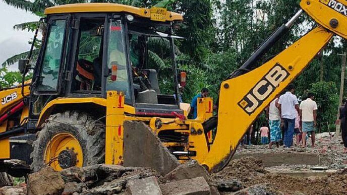 Mass eviction drive begins in Baghmari and Behali to clear 265 bighas of encroached land