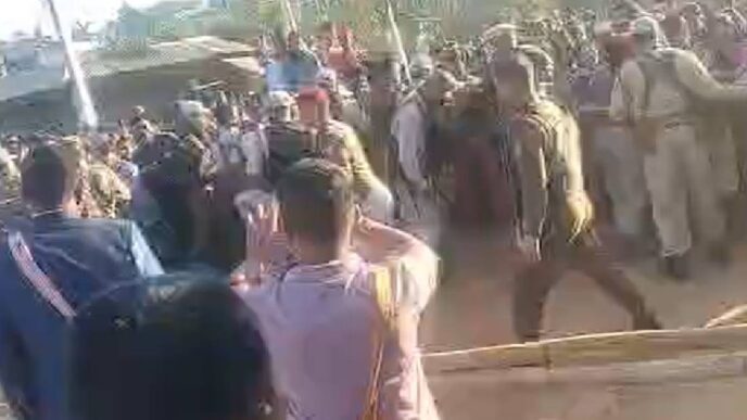 Indigenous protesters removed from hunger strike; thousands block road in Karbi Anglong