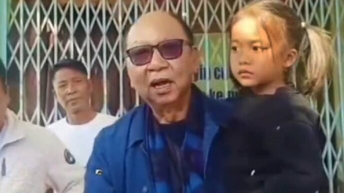 BJP MLA Yumnam Khemchand visits Kuki villages for the first time since unrest