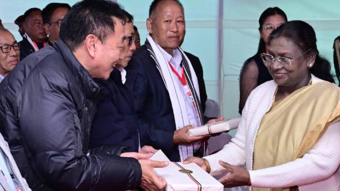 President Murmu stresses peace and progress during landmark Senapati visit