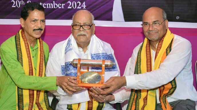 Former Union Minister Kabindra Purkayastha passes away at 94